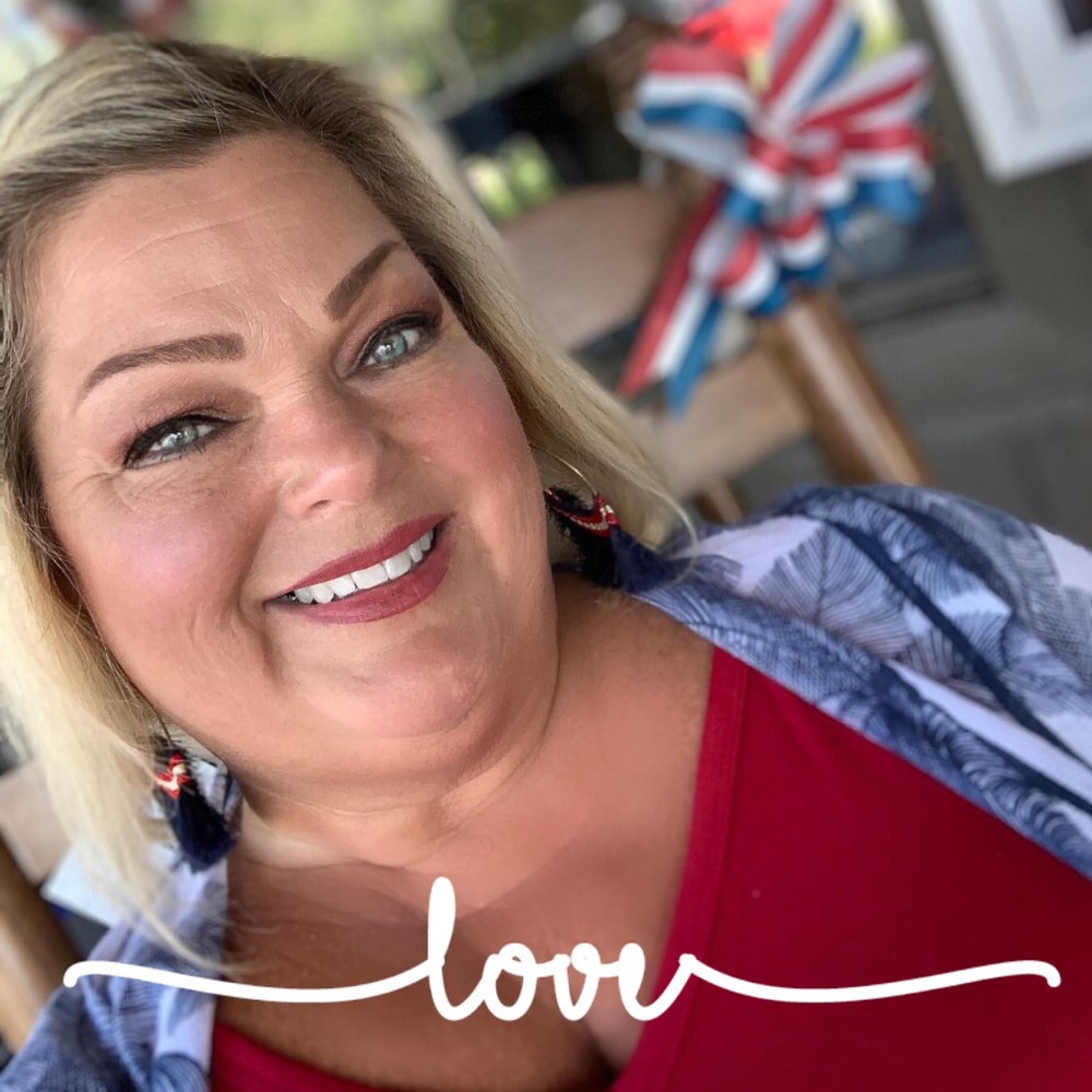 Meet your Posher, Becci